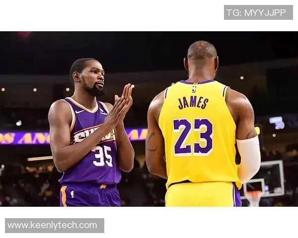 杜兰特领衔雷霆对决湖人激情碰撞NBA赛场再掀风云