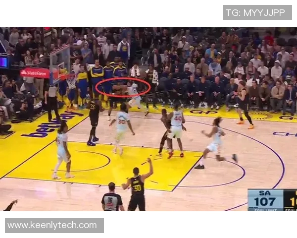 勇士与马刺2016至2017赛季对决回顾及精彩瞬间分析