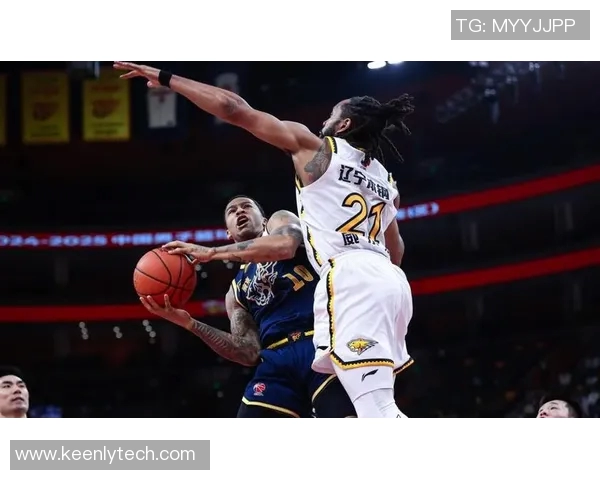 广东队与新疆队精彩对决直播全程回顾与赛后分析